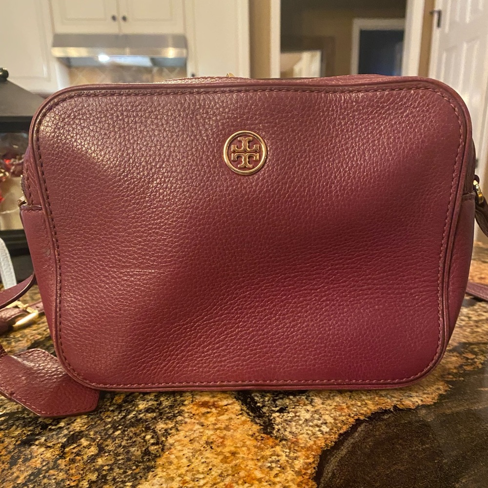 Tory Burch maroon leather handbag. EUC